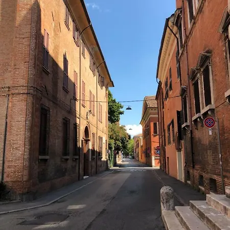 Romantica Mansarda Per 2 Ferrara